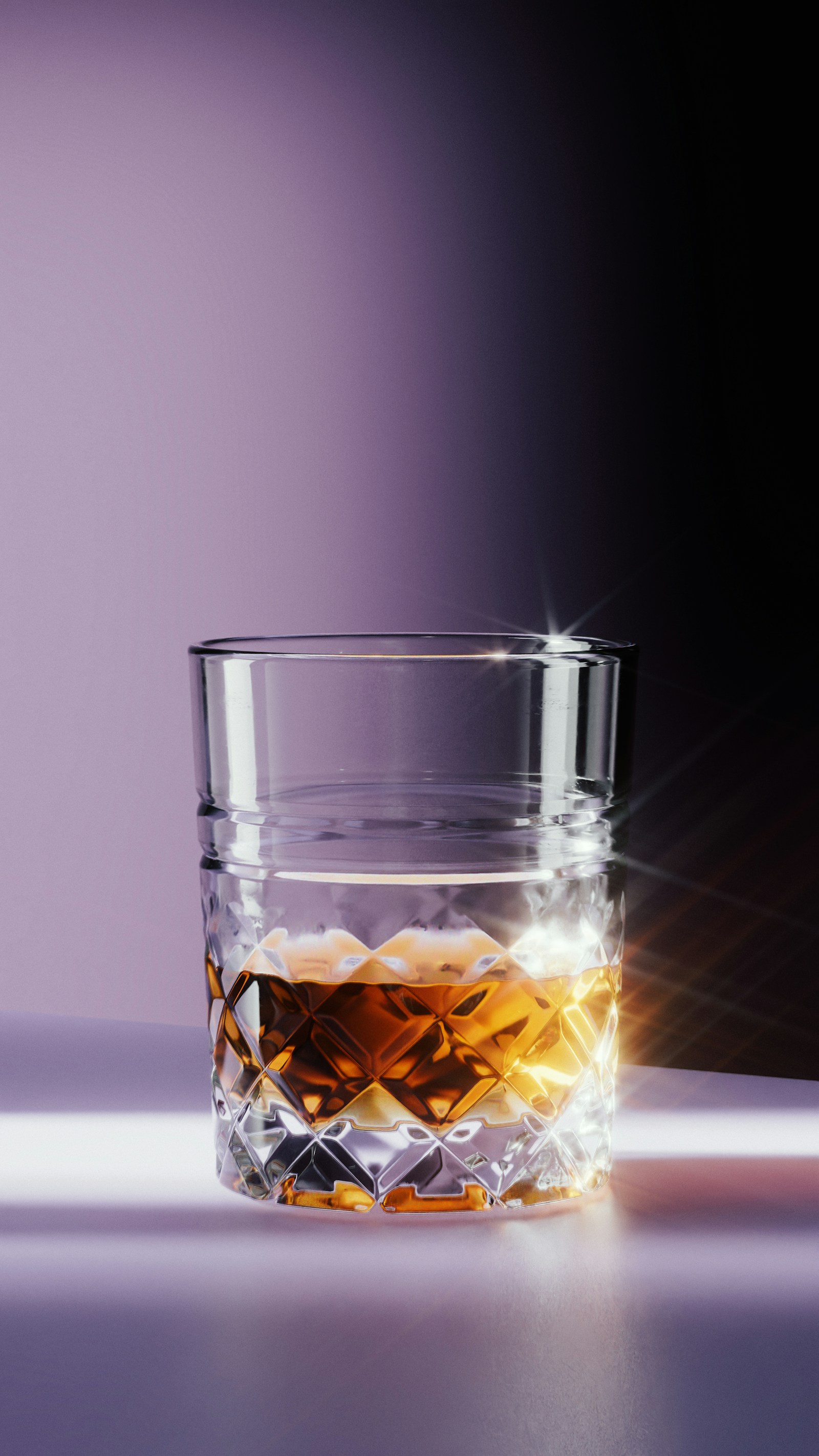 A first glass of whisky, waiting
